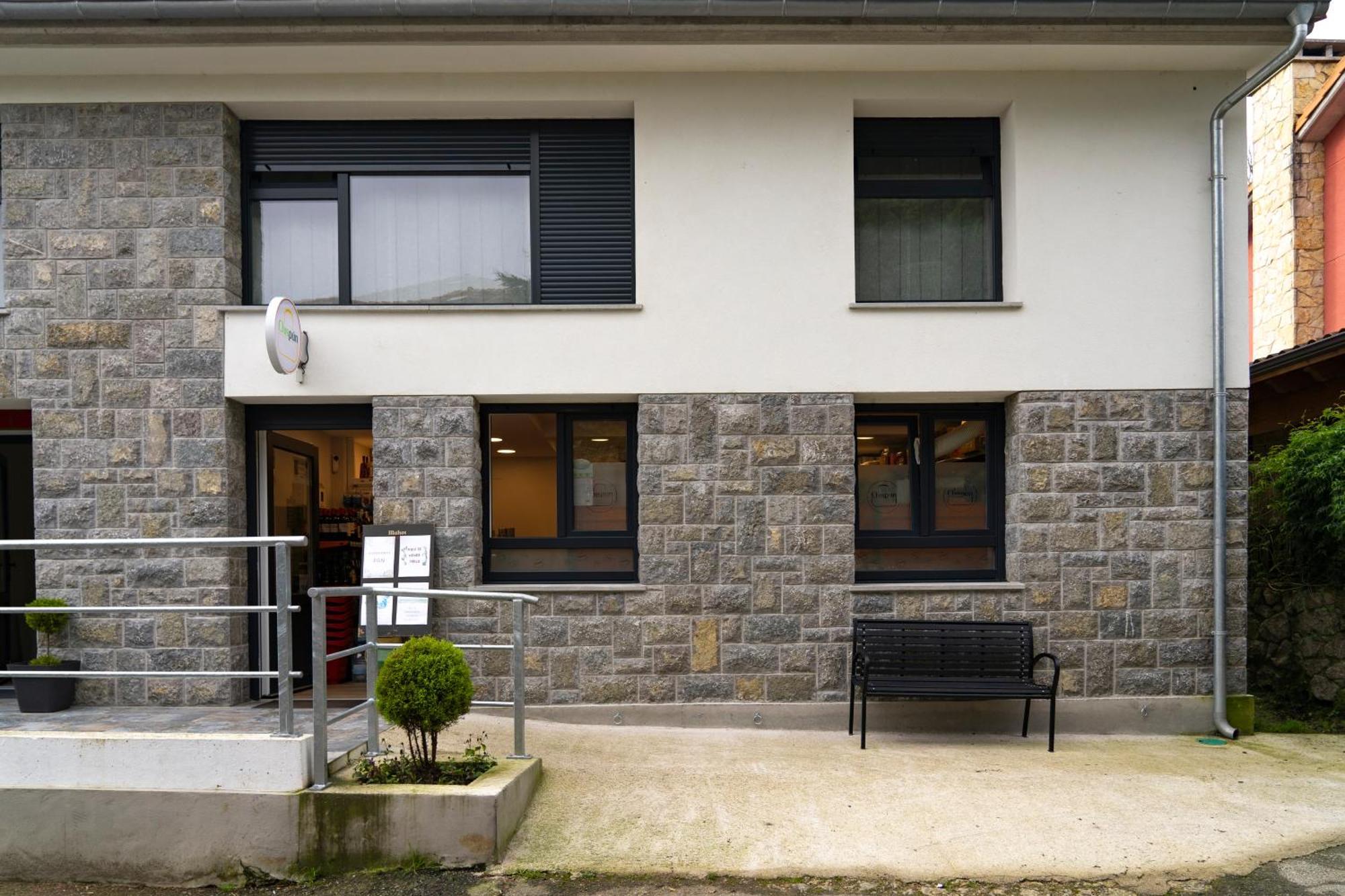 Apartamentos Baldenora 라네스 외부 사진
